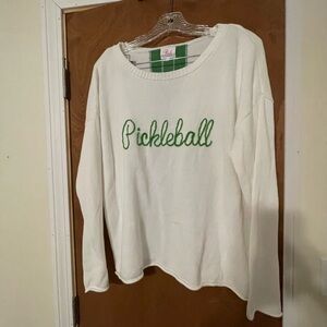 Pink pineapple super cute sweater.  Don’t miss out on this trending must have 🩷